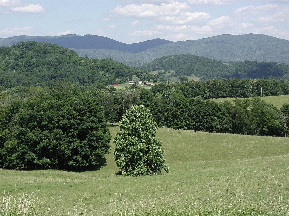 Laurel, VA - File:LaurelMountain.jpg - Wikimedia Commons